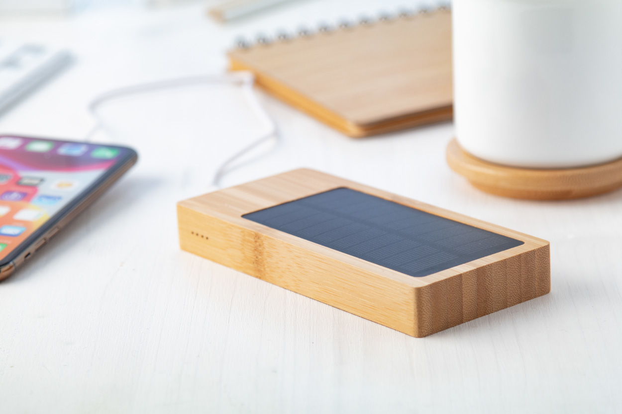 Päikeseenergiaga laetav akupank Sunster 8000 mAh