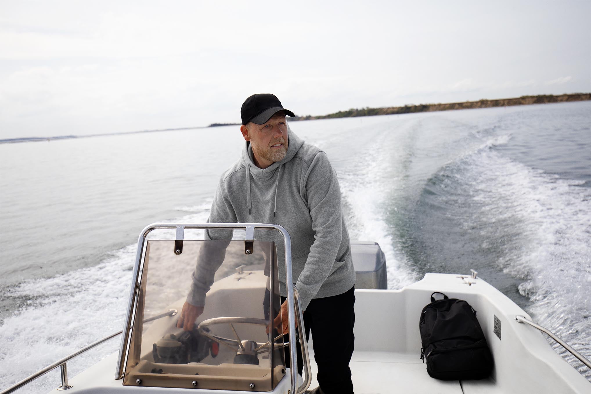 Meeste kapuutsiga pusa Core