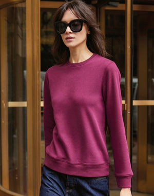 Naiste pusa ümara kaelusega Queen