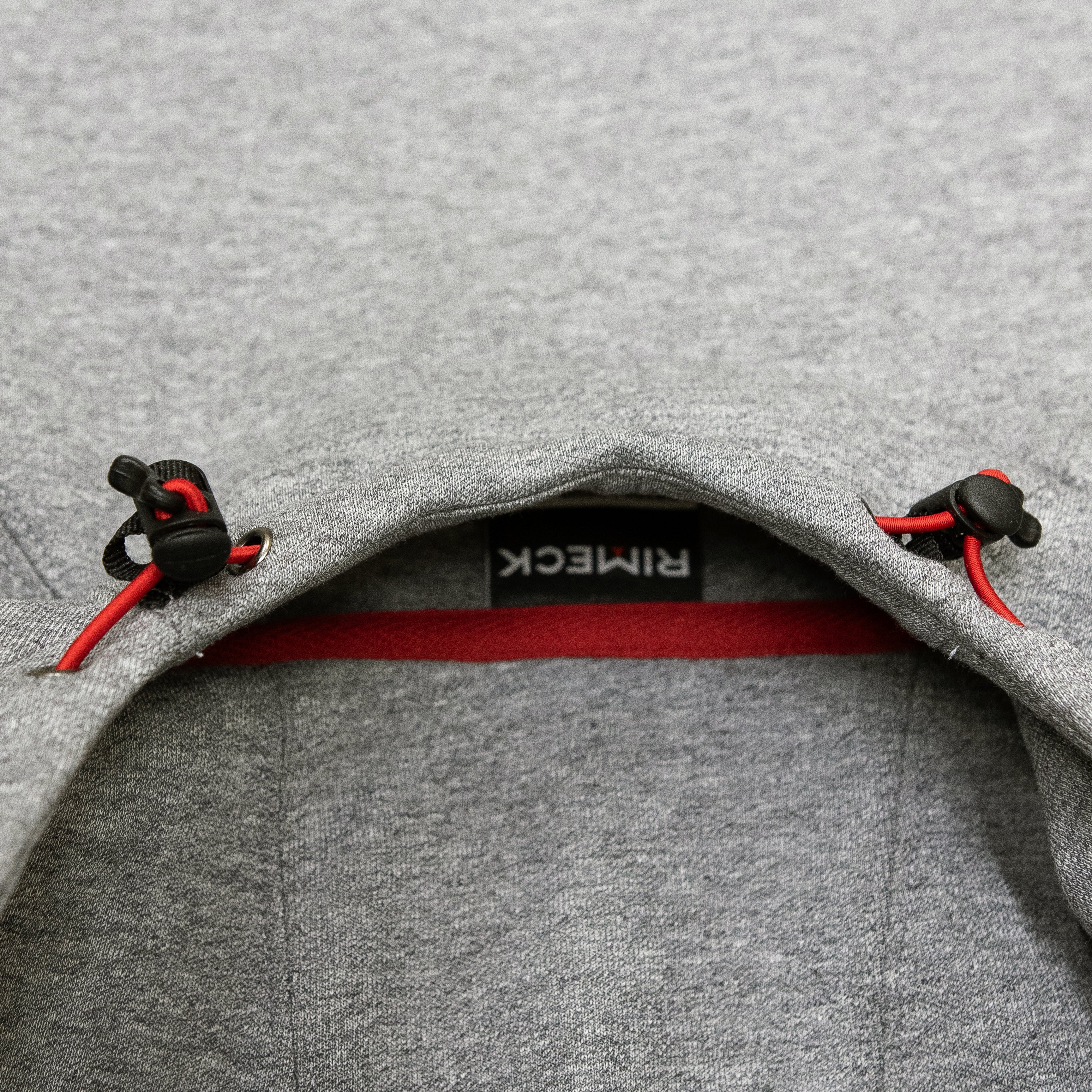 Meeste pusa kapuutsi ja lukkudega kängurutaskuga Vertex HoodieW43