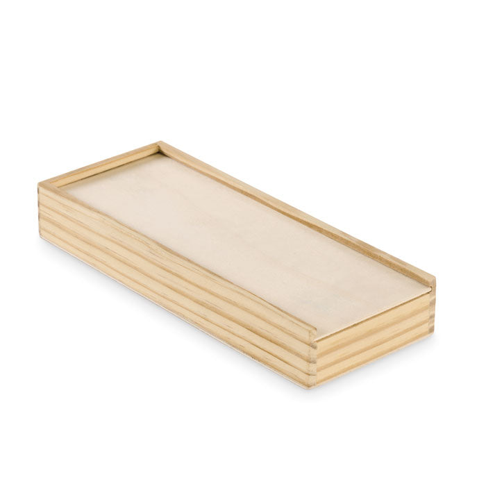 Doomino ja mängukaardid