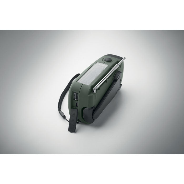 Kaasaskantav AM/FM raadio taskulambiga