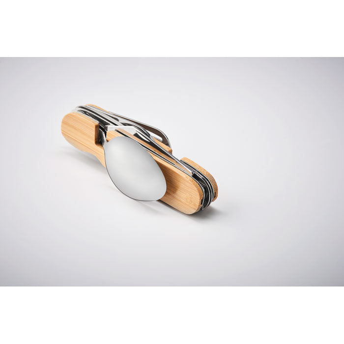 Kokkupandav söögiriistade komplekt