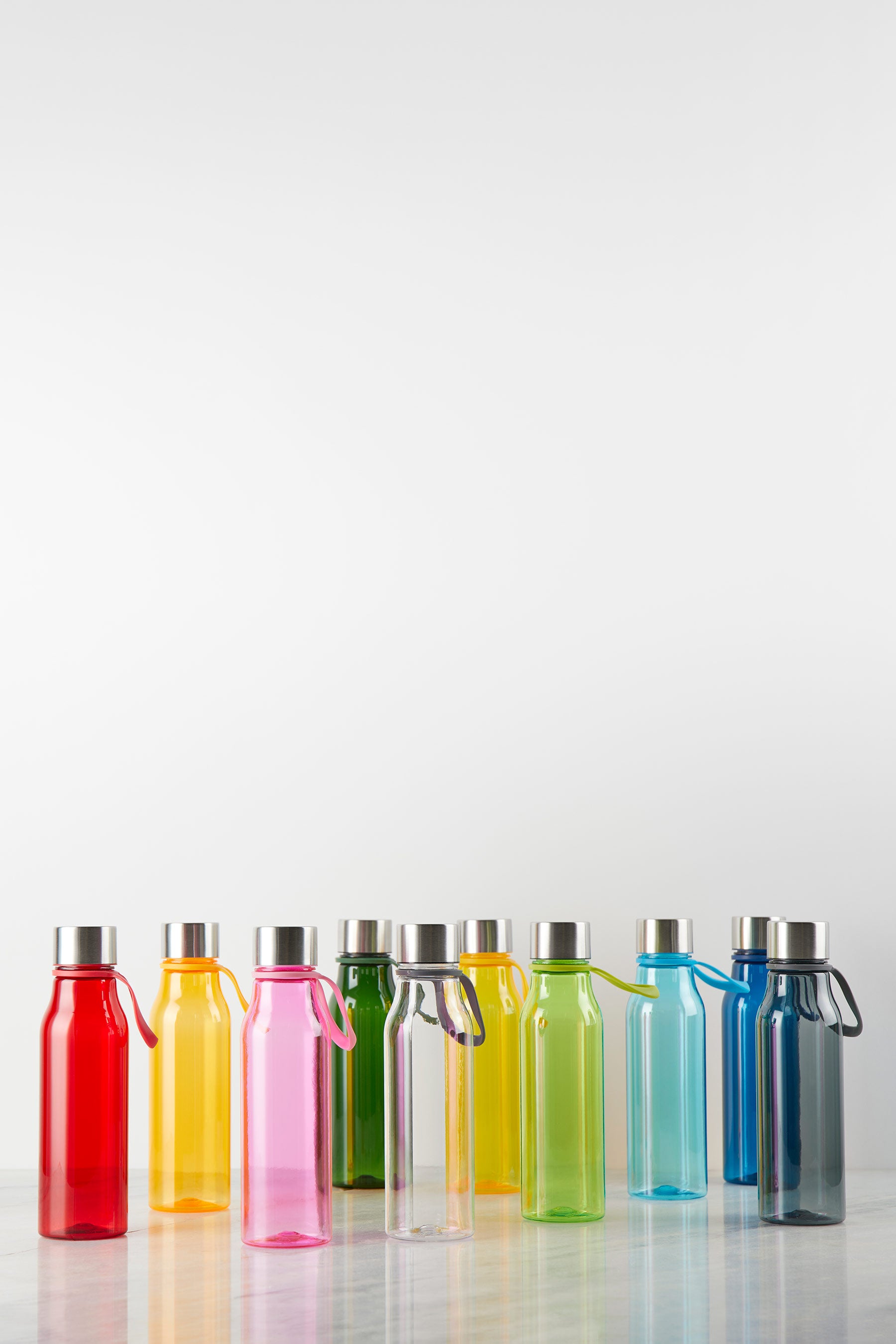 Plastikust joogipudel Lean, erinevad värvid