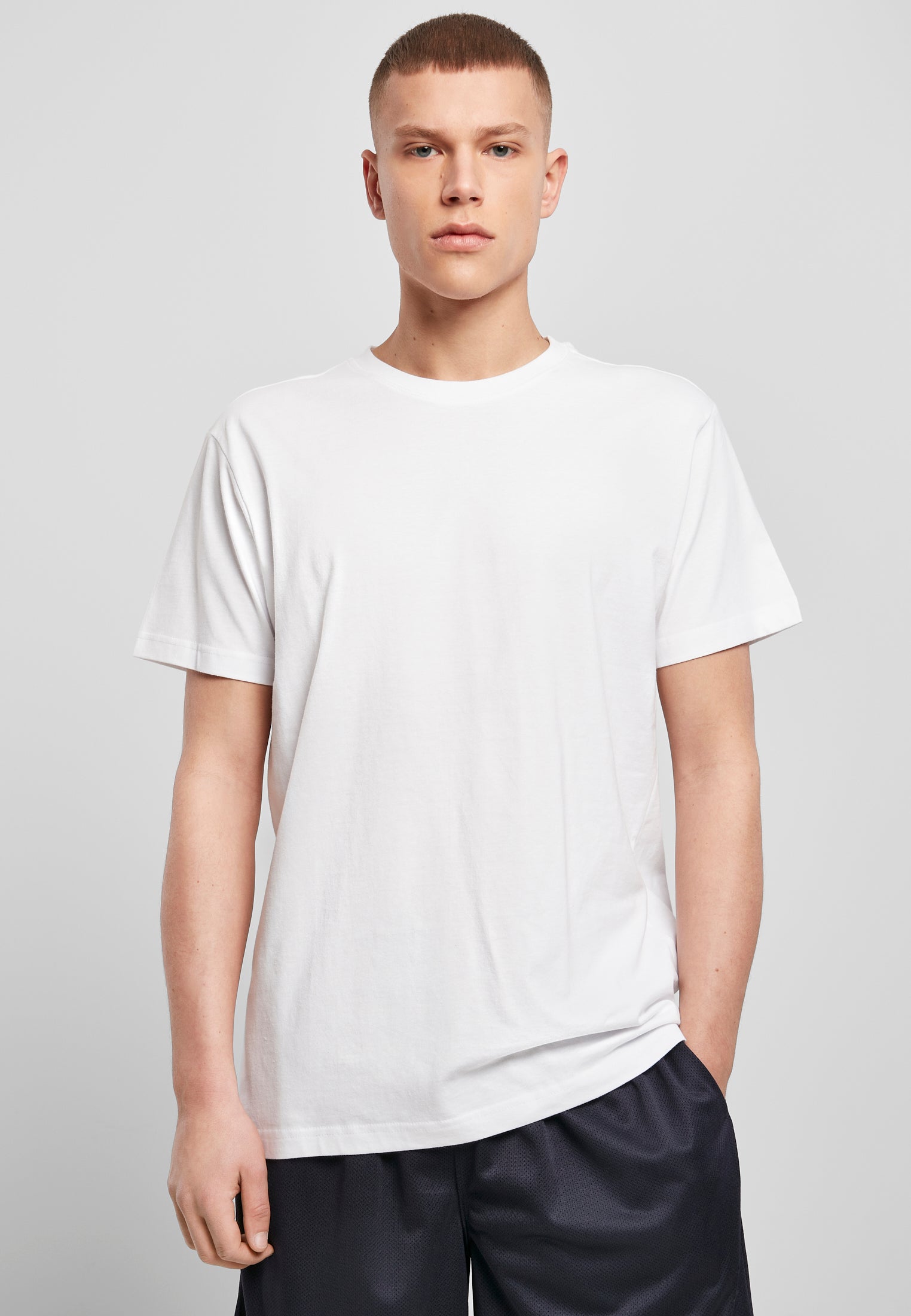 Puuvillane T-särk BY133, 200 g/m².