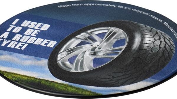 Brite-Mat® ümmargune joogialus rehvimaterjalist